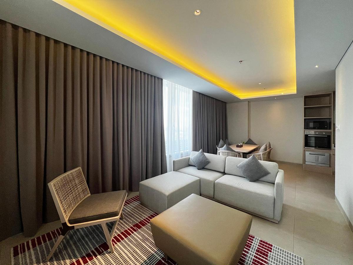 Ra Suites Simatupang Jakarta Buitenkant foto