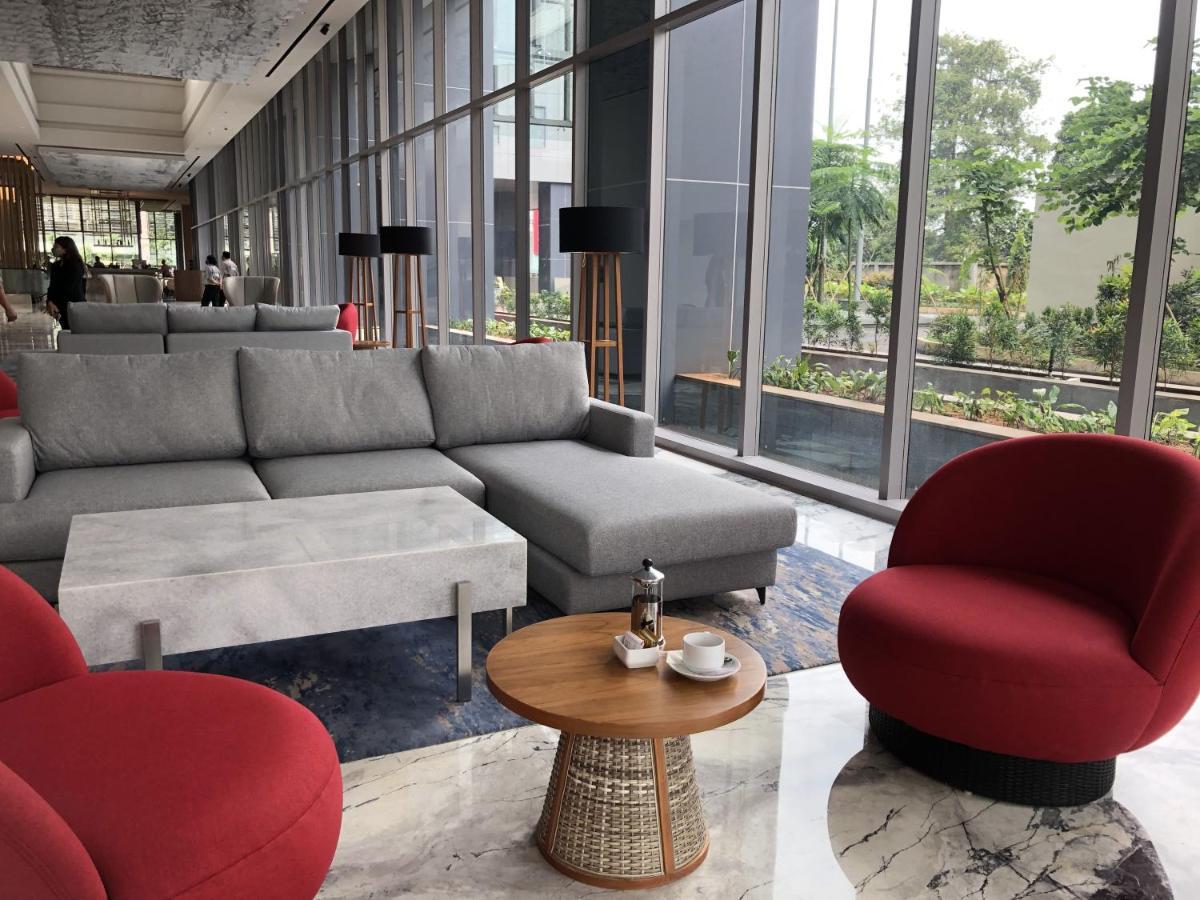 Ra Suites Simatupang Jakarta Buitenkant foto