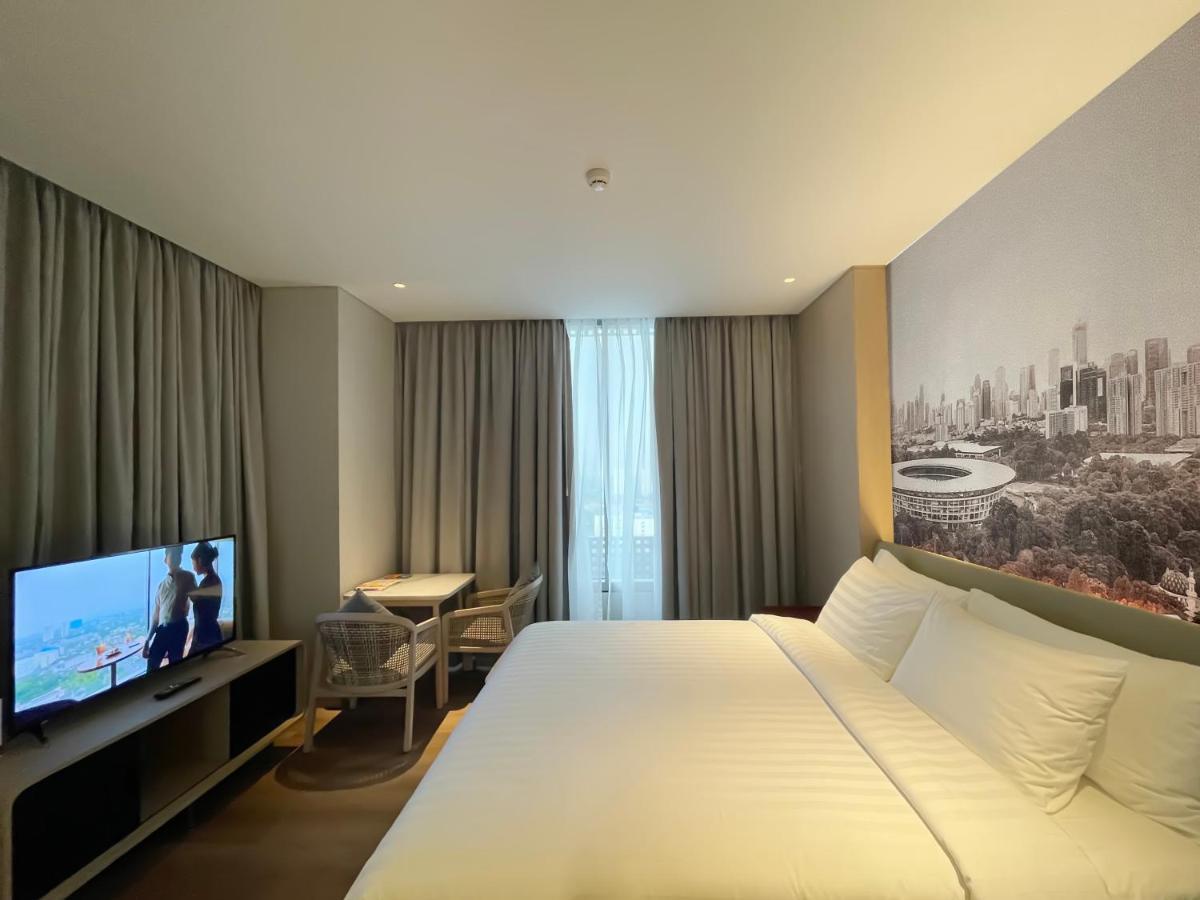 Ra Suites Simatupang Jakarta Buitenkant foto