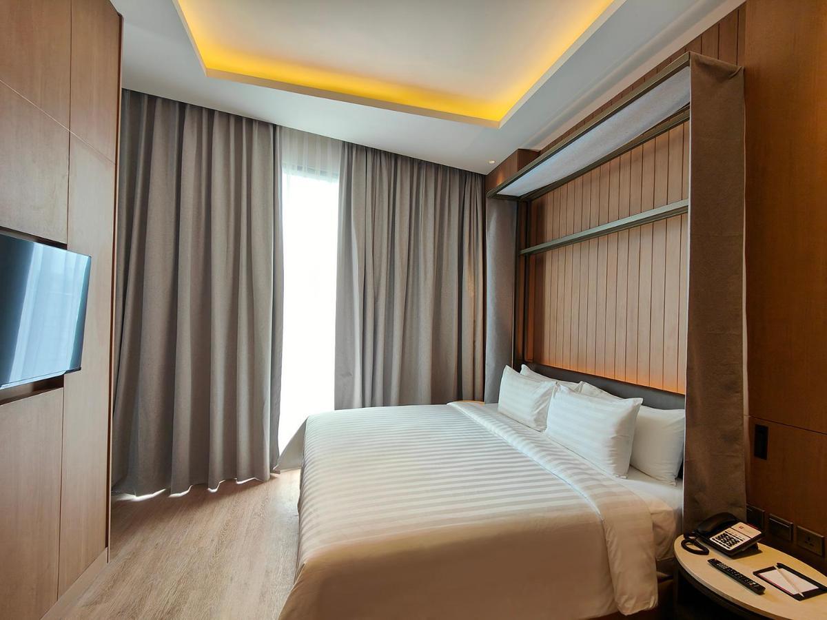 Ra Suites Simatupang Jakarta Buitenkant foto